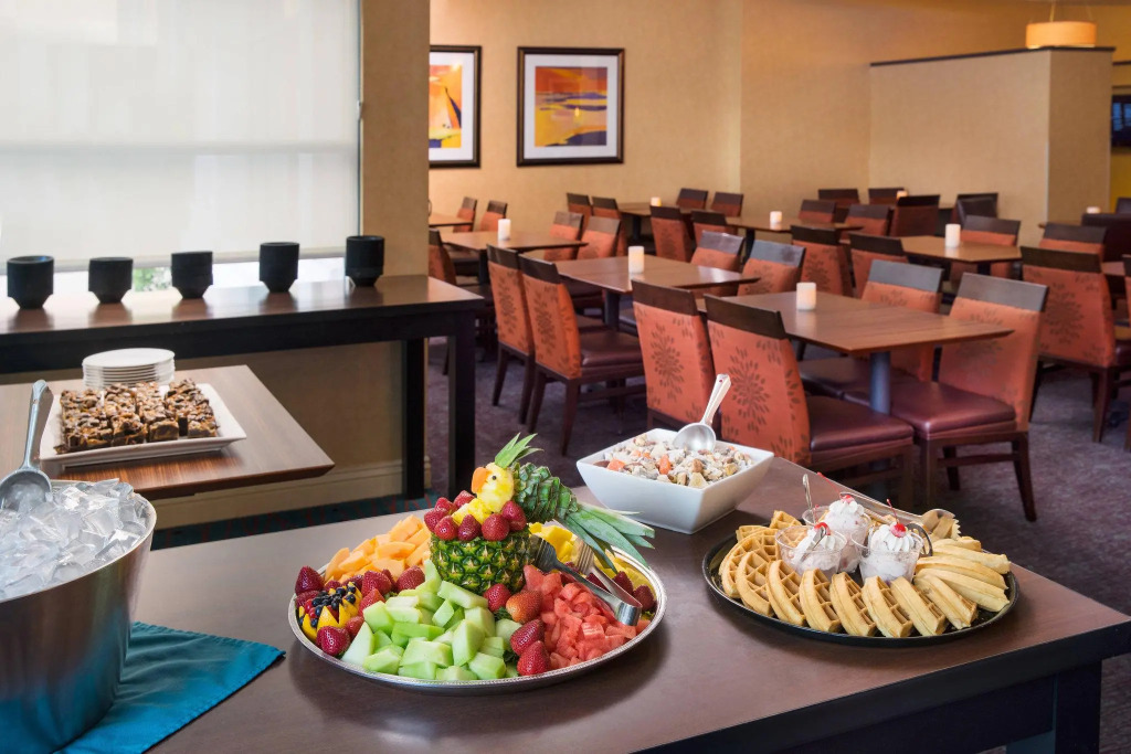 Residence Inn by Marriott Las Vegas Hughes Center