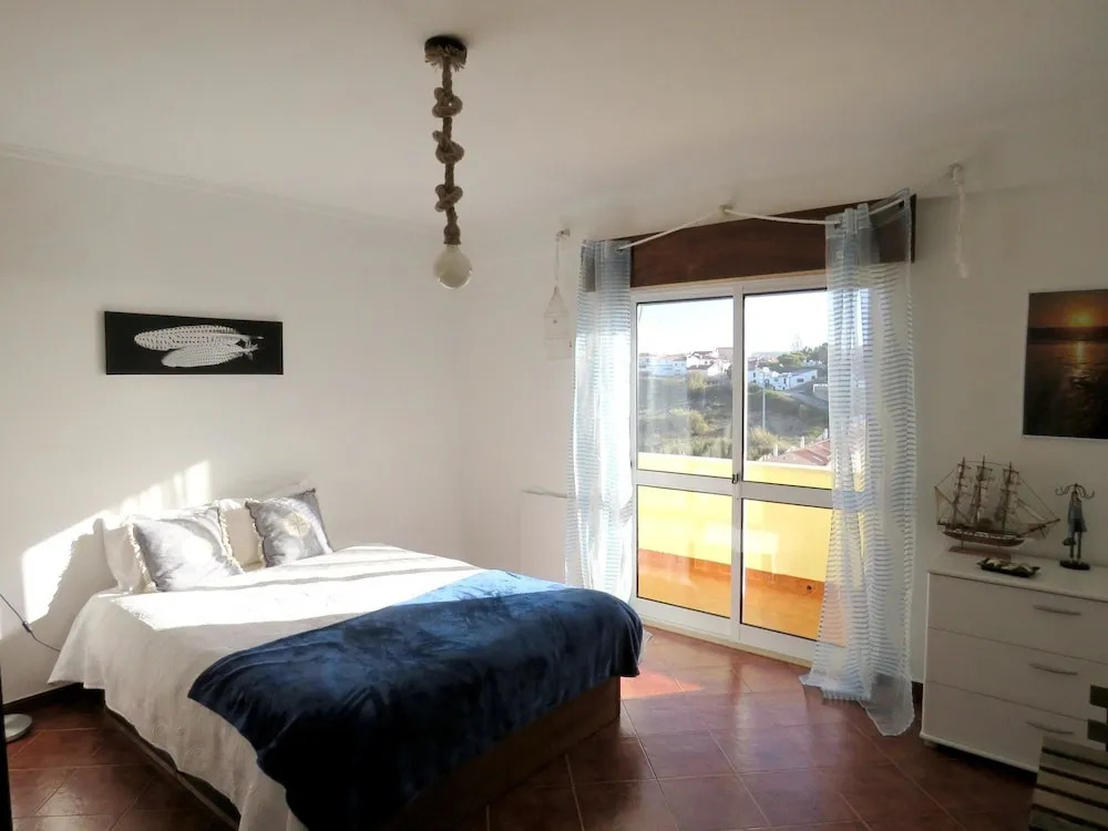 Apartment With one Bedroom in Valbom, With Wonderful sea View, Balcony
