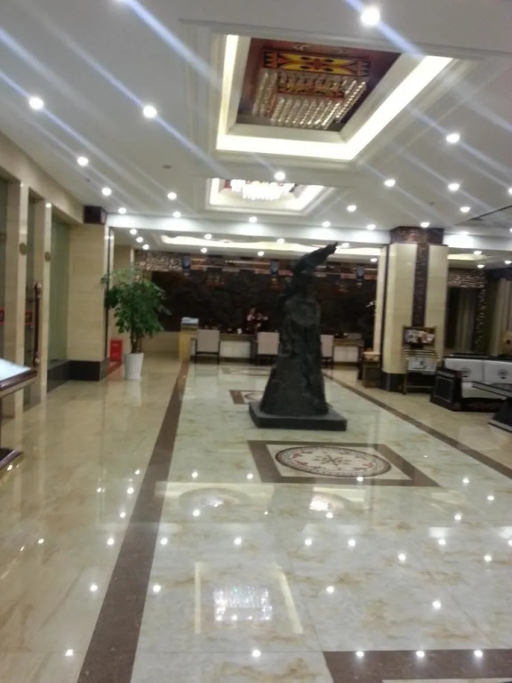 Xichang Cloizon Hotel