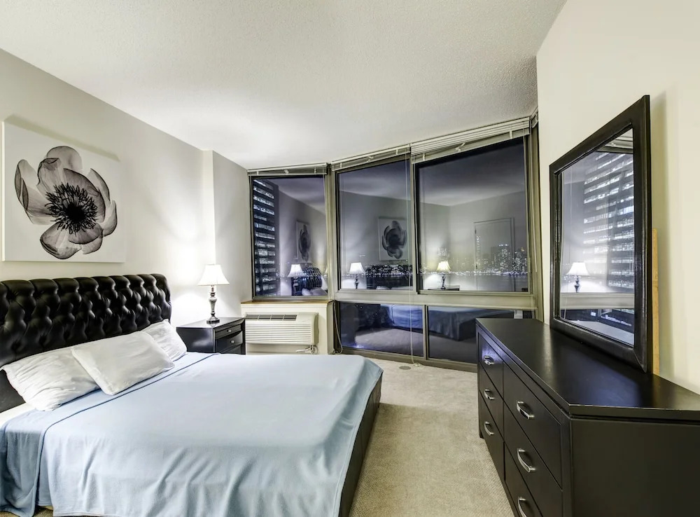 Pelicanstay at Newport
