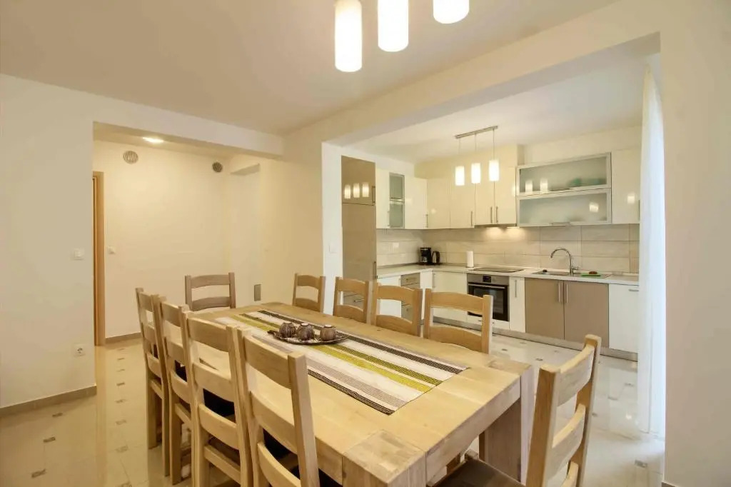 Charming villa Aurora with private pool 200m from the beach for up to 10 persons - WiiBuk