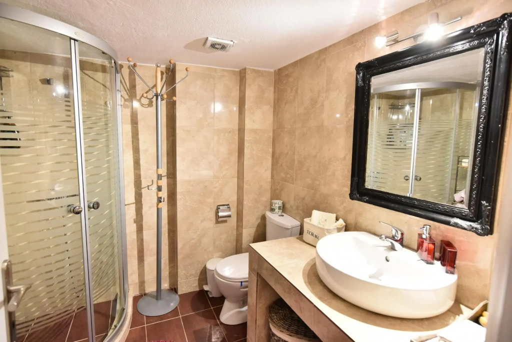 Queens Bed&Rest Luxury Apartment