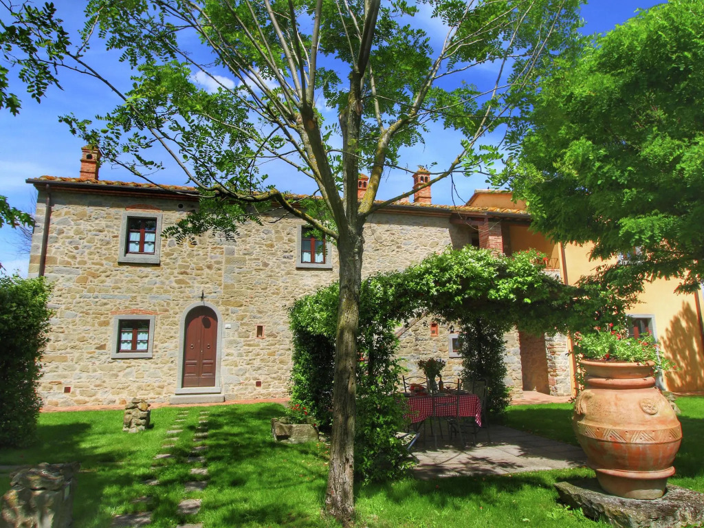 Lovely Agritourismo near Cortona