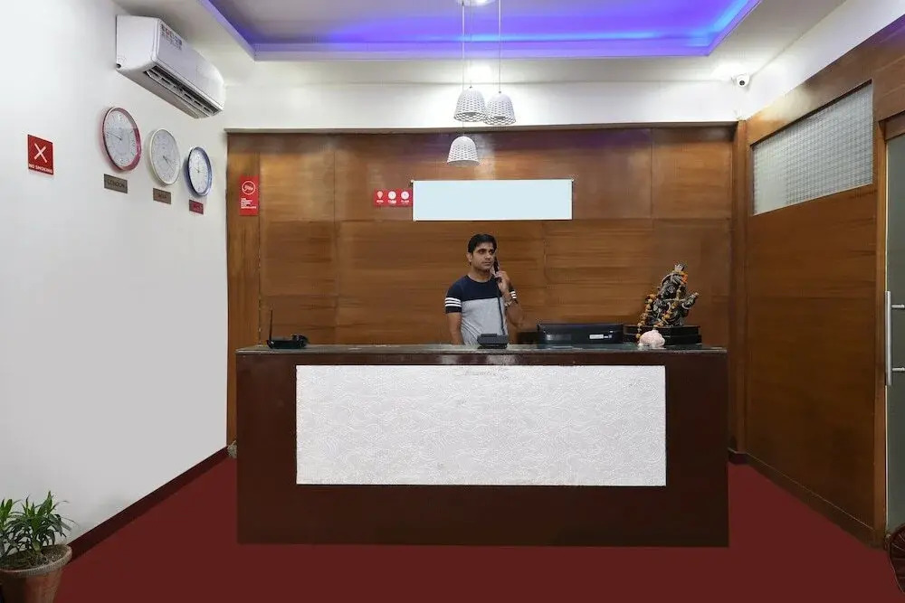Premium Corporate Suites by OYO Rooms