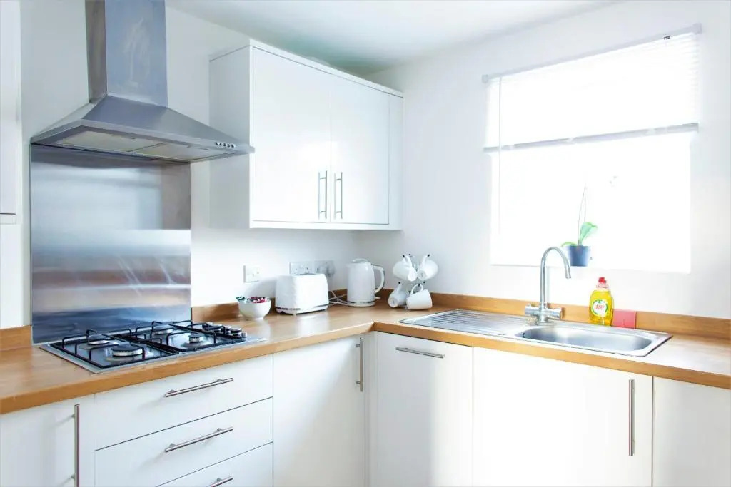 Savoy Court - Your Apartment