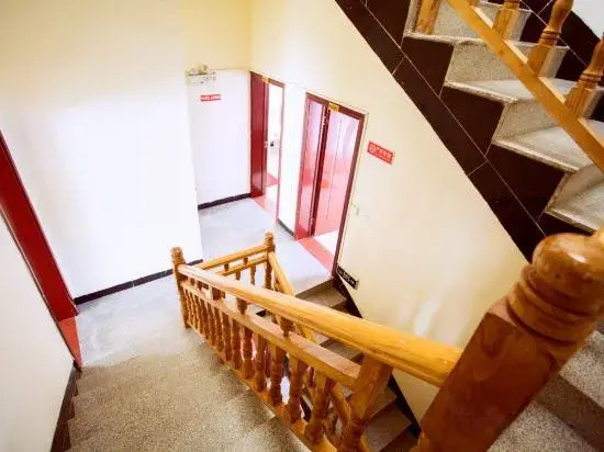 Luo Ping'an Xinju Express Hotel