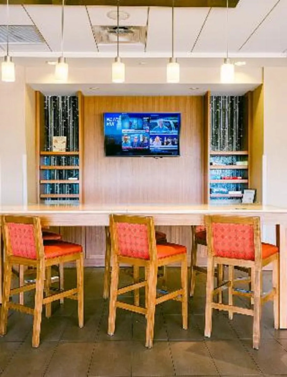 Faro Blanco Resort Marathon Florida Keys, Curio by Hilton