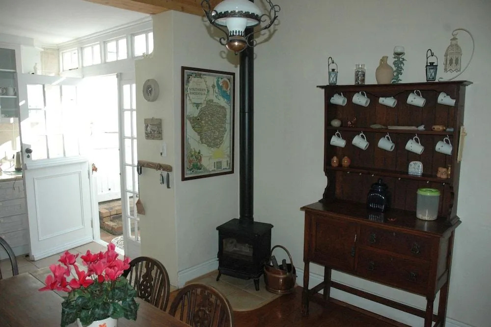 2 Cottons Cottage