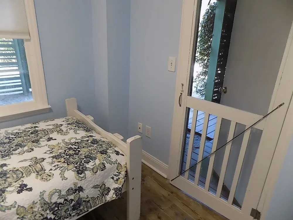 Lindsay House - 6 Br Home