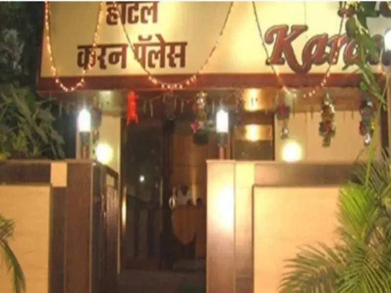 Hotel Karan Palace