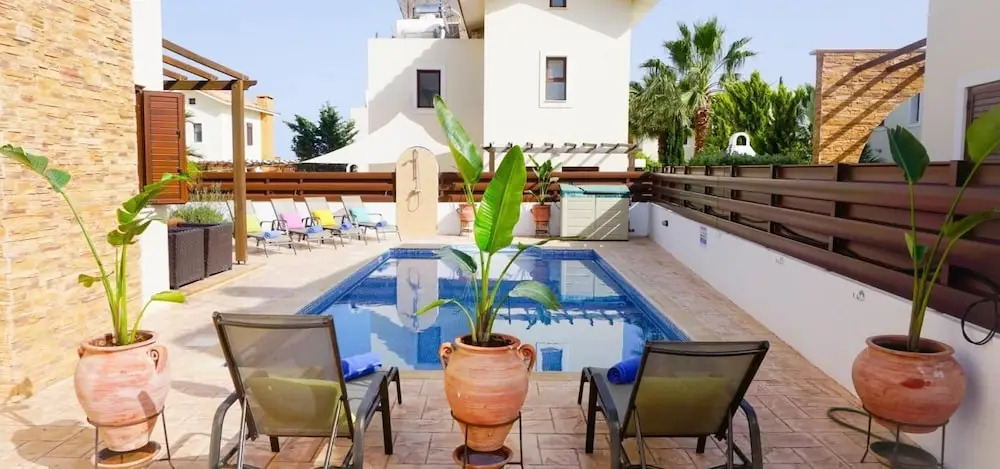 Villa Poseidon by Ezoria Villas