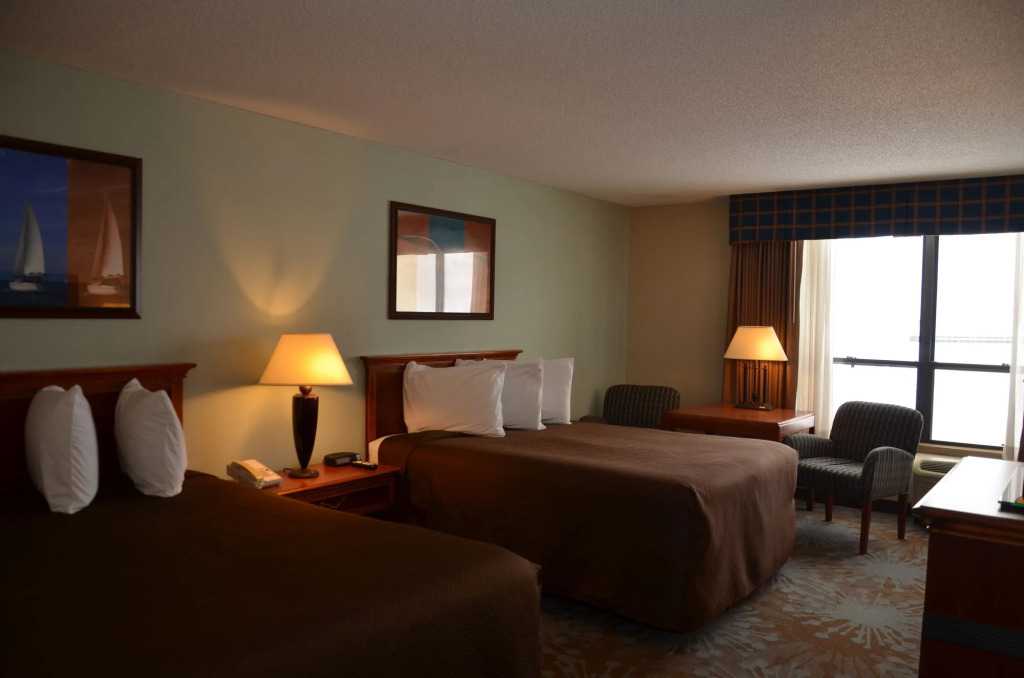 Tawas Bay Beach Resort & Conference Center