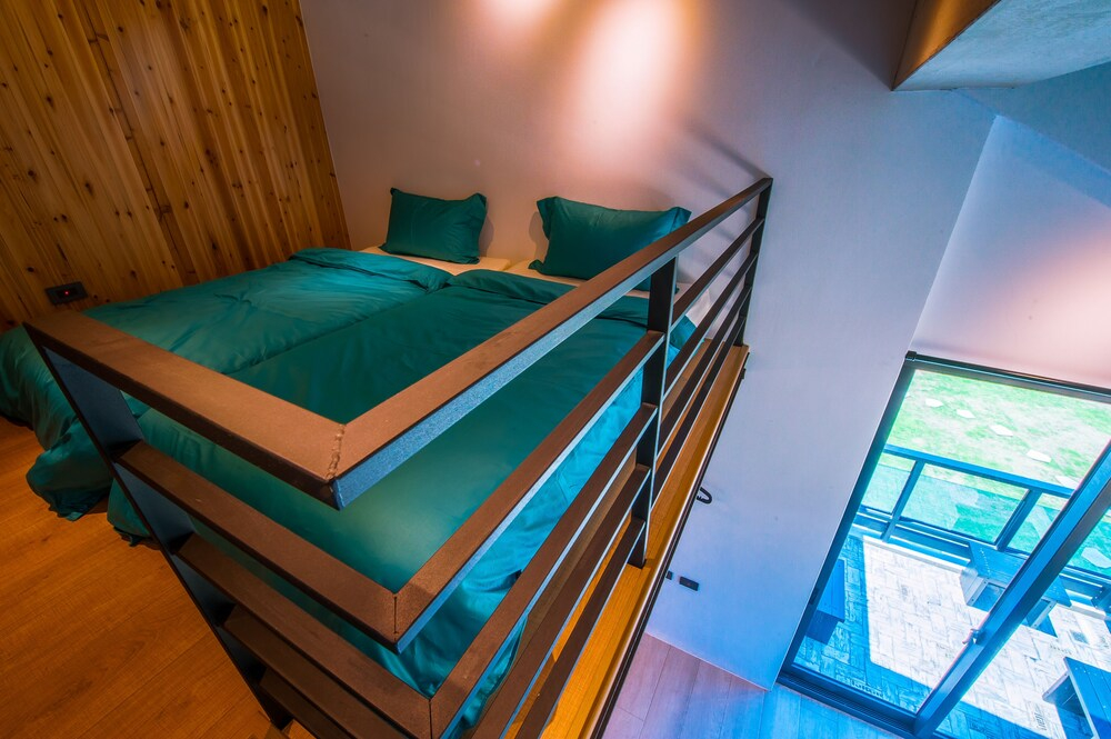 Pathway Inn