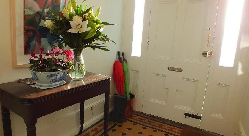 Bears Well Guest House