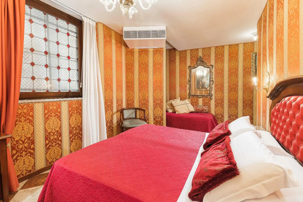 Hotel Marconi