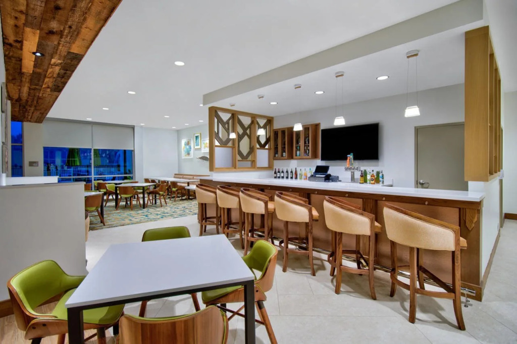 Fairfield by Marriott Inn & Suites Orlando at FLAMINGO CROSSINGS® Town Center