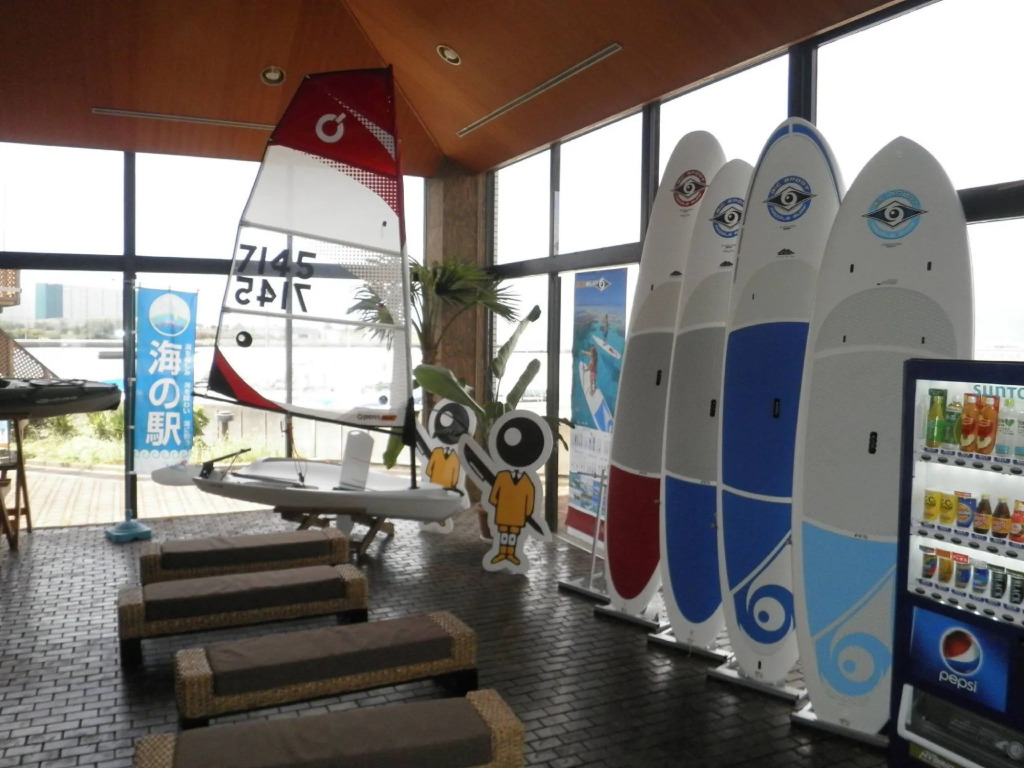 Osaka Hokko Marina HULL