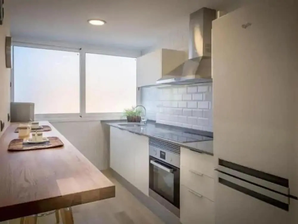Beachfront Sunny Apartment Sea Mountain View