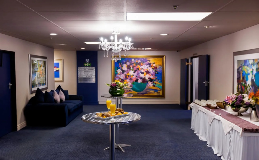Cape Town Lodge Hotel