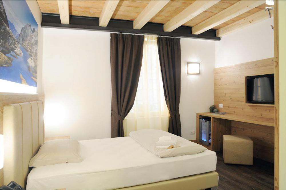 TOURING HOTEL & SPA