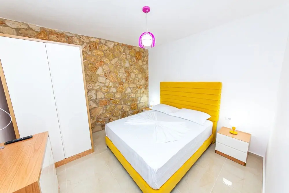 Santa Oliva Suites