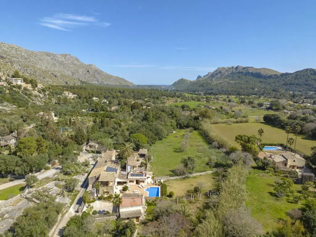Villa Sa Font / Les Cases de la Font