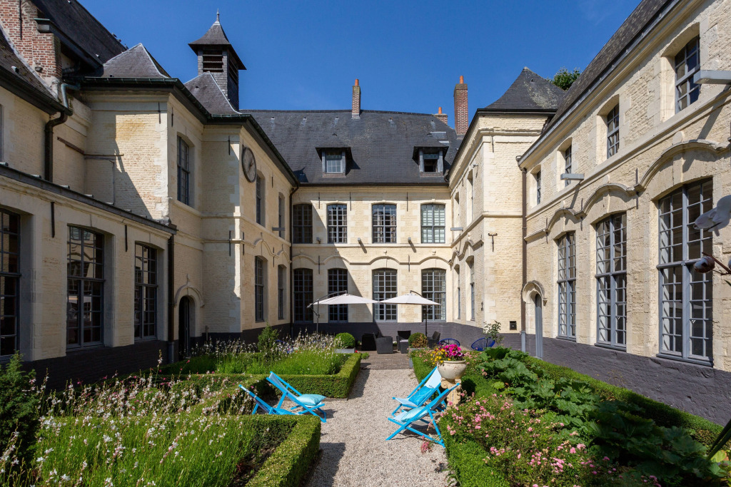 LHermitage Gantois, Autograph Collection