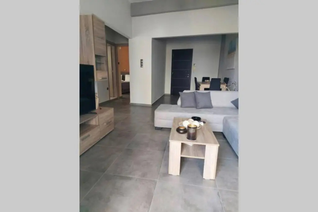 Felou's House 1