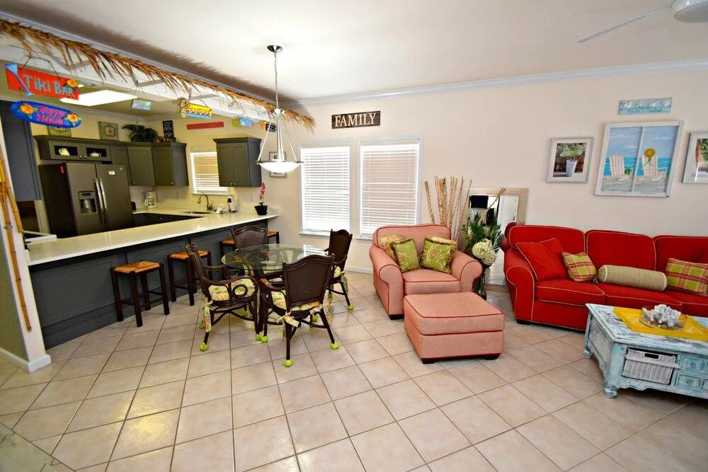 Spinnaker Pointe 1B by RedAwning
