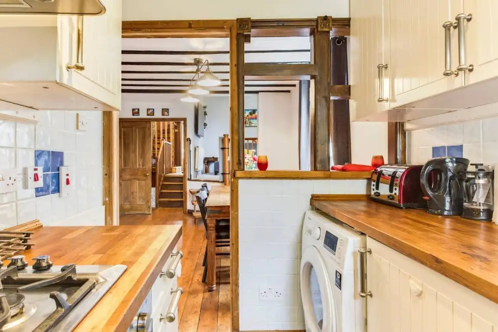 Cosy, Quirky 3 Bed Home In Queen's Park