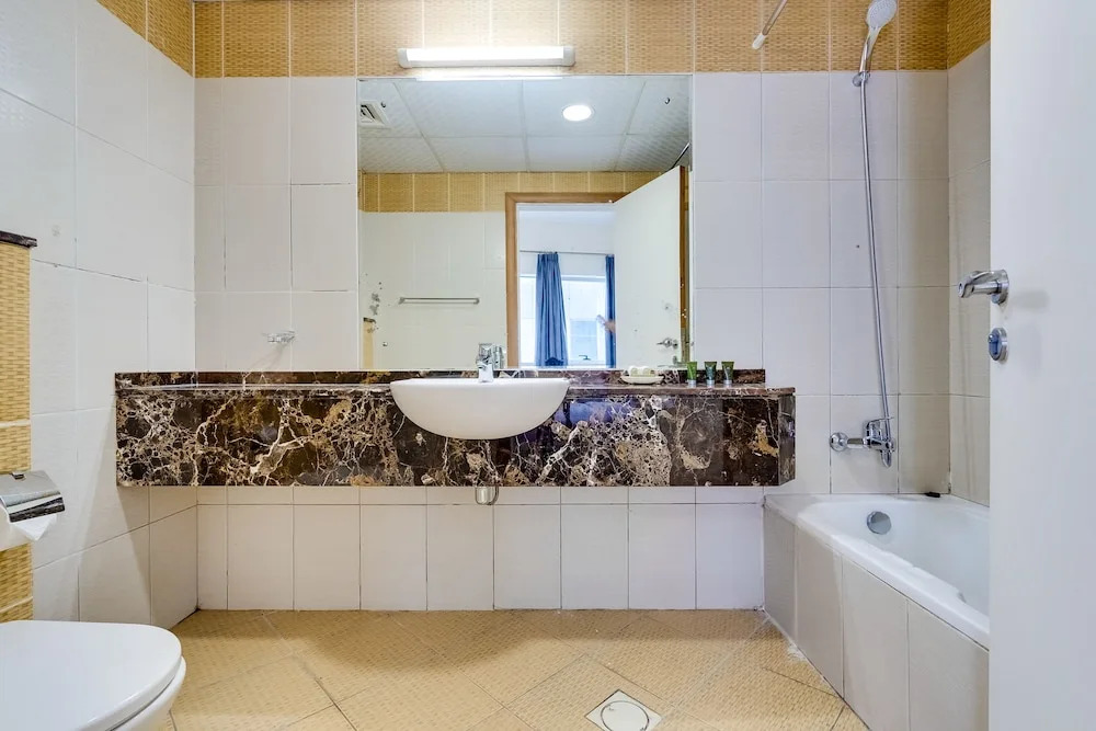 2 Bedroom Apartment Marina