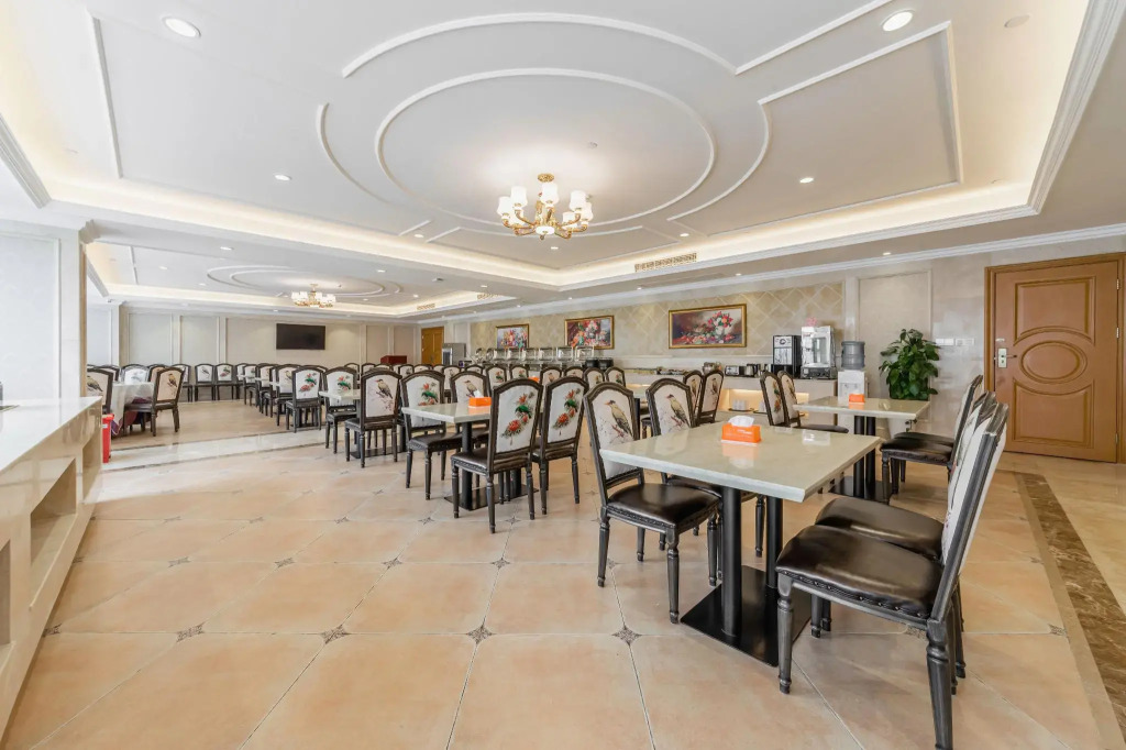 Vienna International Hotel (Lishui Haile City Tianshengqiao Scenic Area, Nanjing)