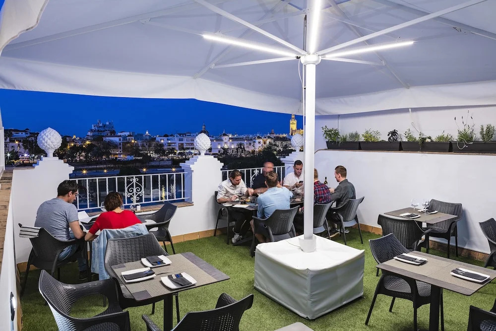 Betis 7 Luxury Boutique Apartments