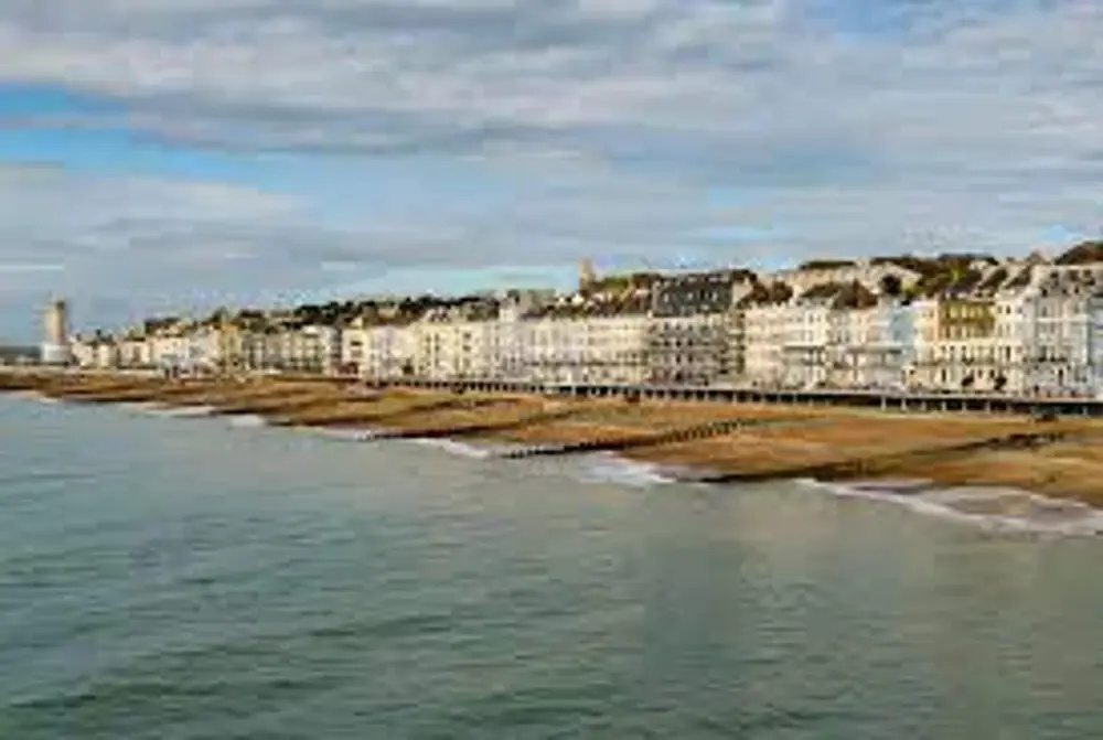Hastings Stunning Town Centre 2 bed House