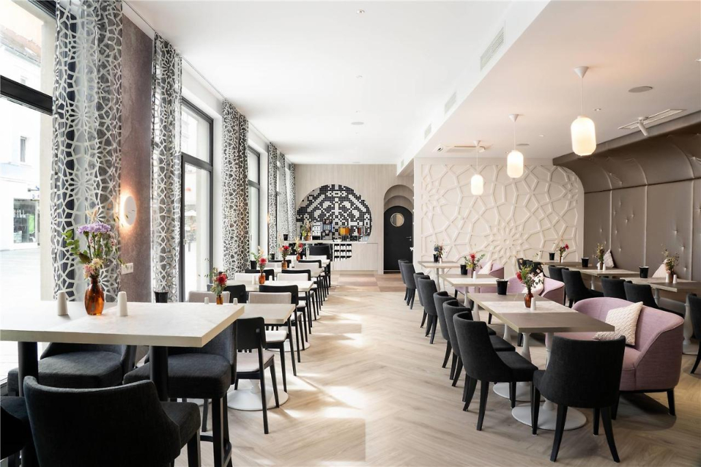 elaya hotel regensburg city center, Trademark by Wyndham