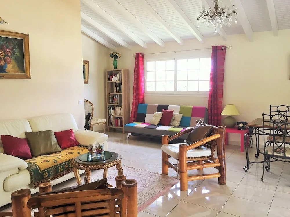 House With 2 Bedrooms in Saint François, With Enclosed Garden and Wifi