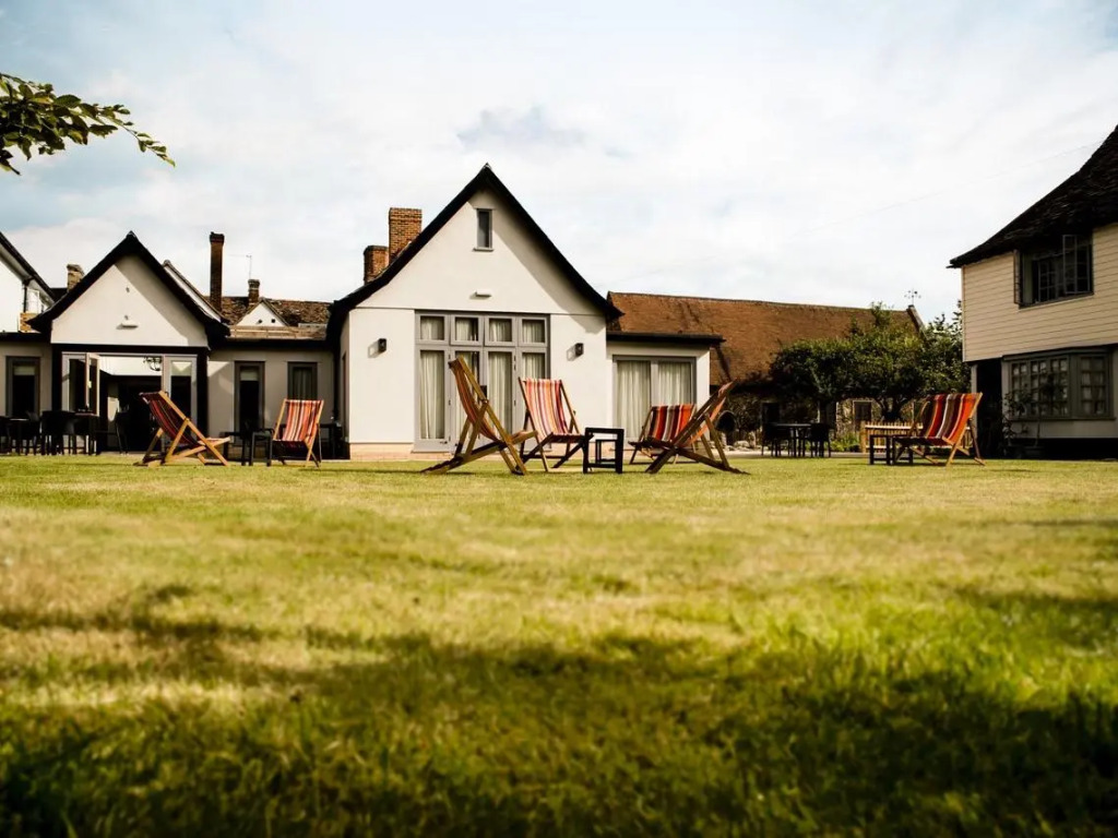 The Red Lion