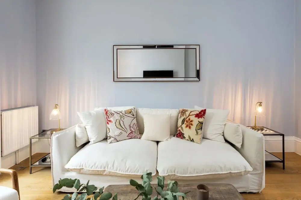Two Bed Notting Hill Gem