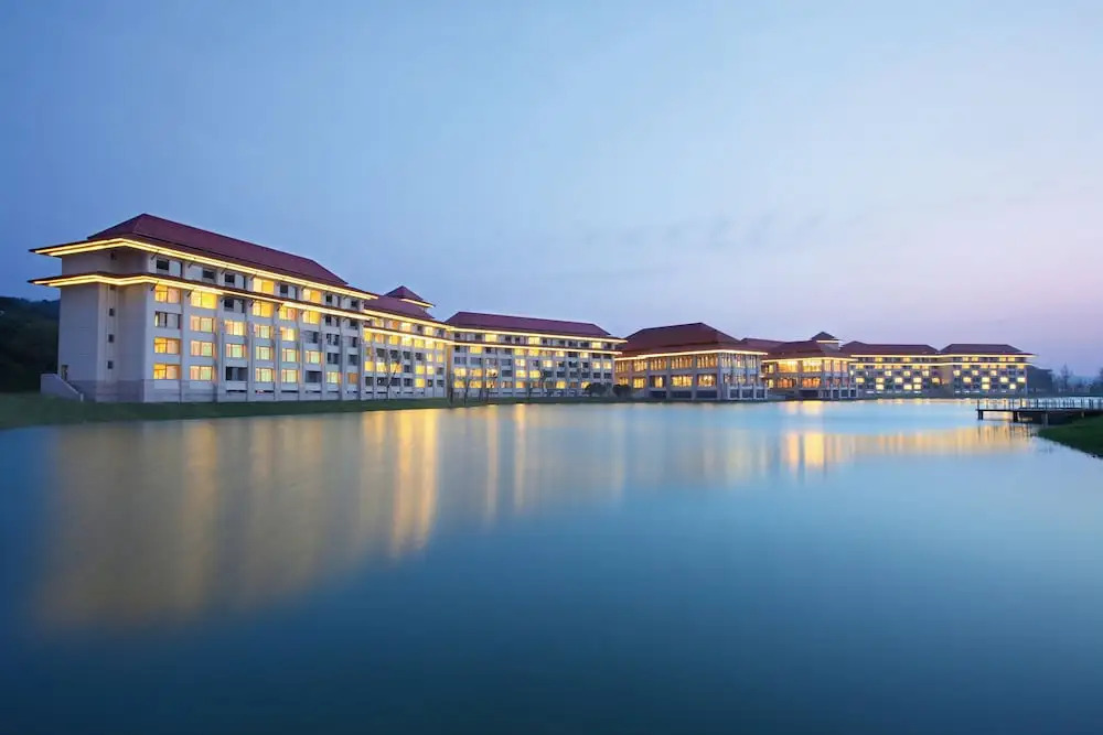 Toaytt hotel & resorts