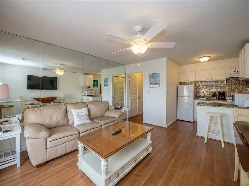 Breakers 304, 1 Bedroom, Beach Front, Sleeps 4