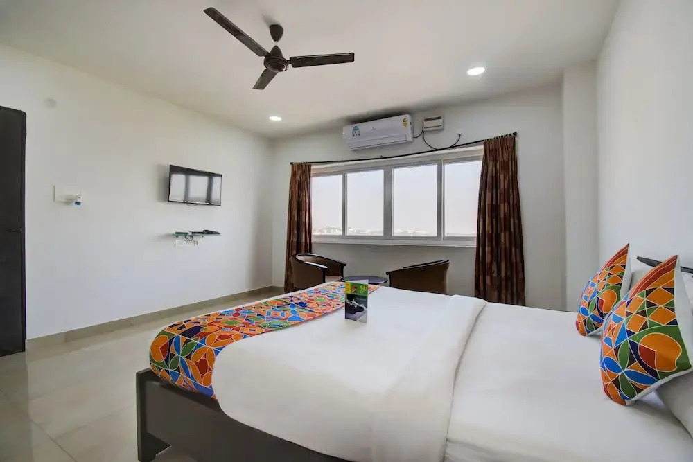 Fabhotel Royal Emirates Jubilee Hills