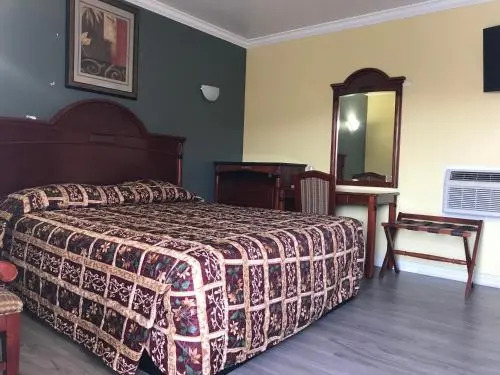 Colony Inn Motel