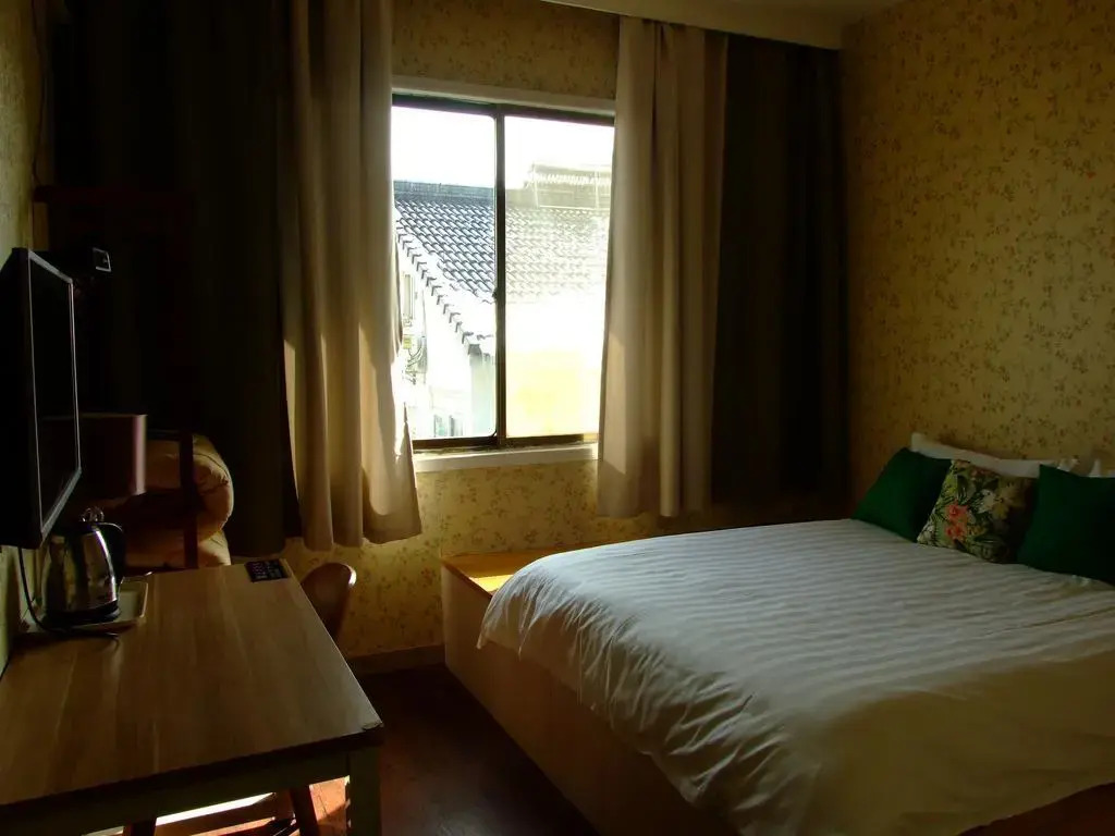 Magnolia Avenue Hostel