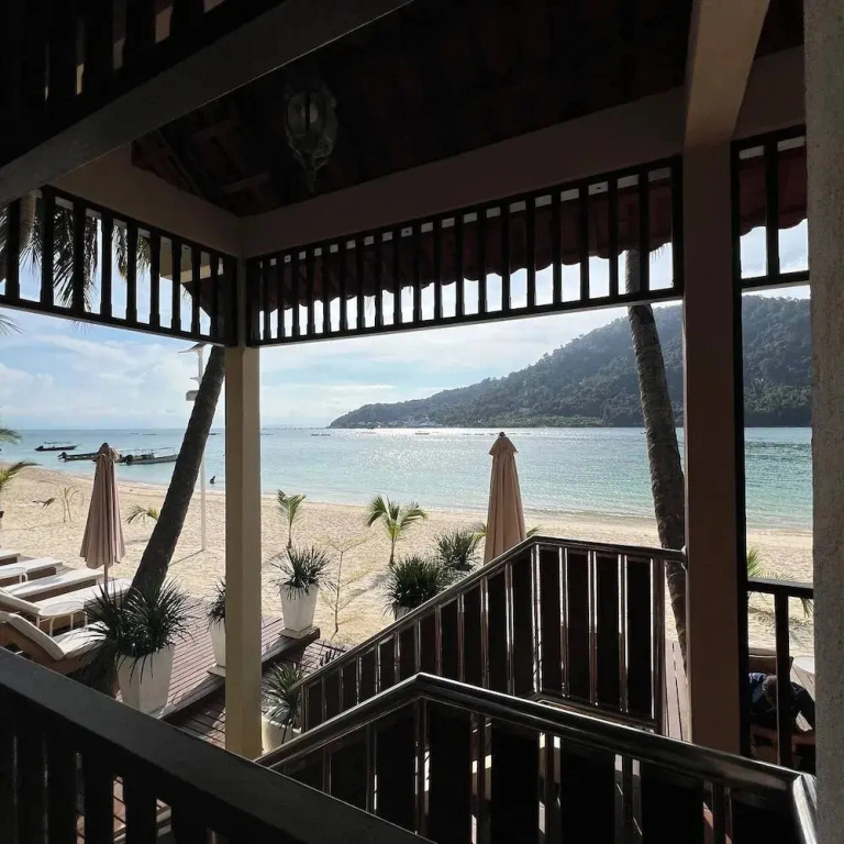 Coral View Beach - BS
