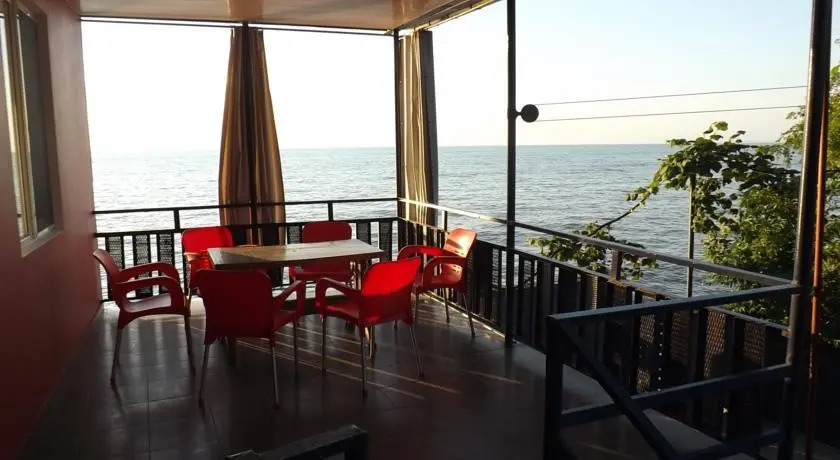 Guesthouse on Queen Tamar 23