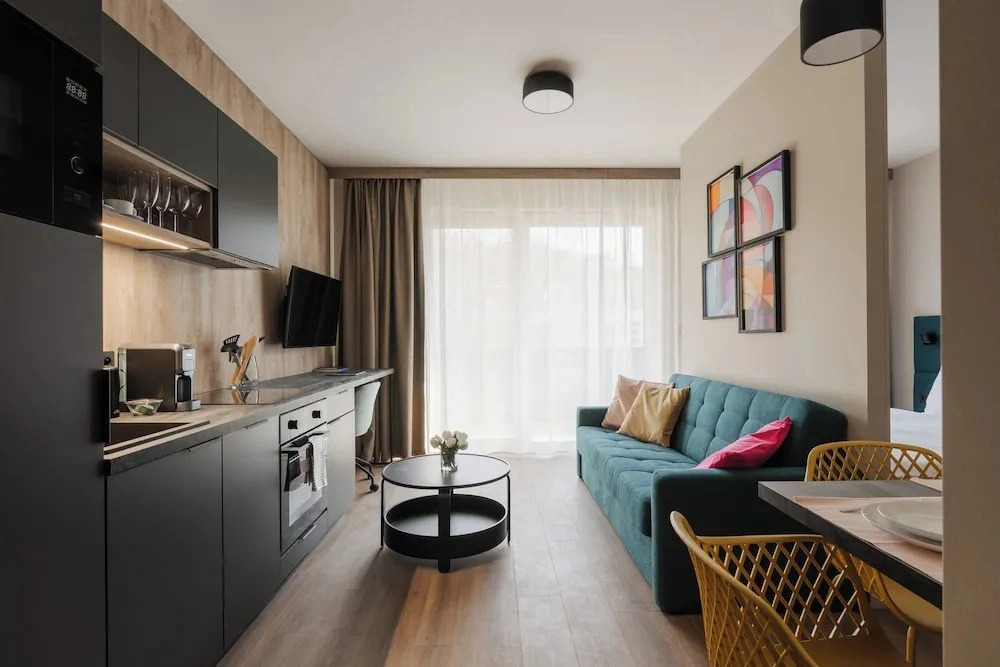 Avenue Apartments