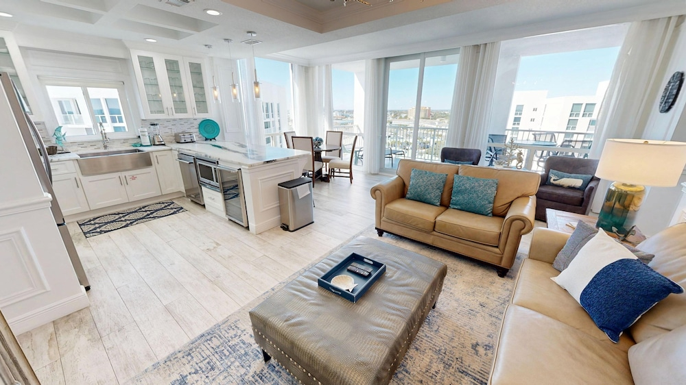 Shoreline Towers 1125 3 Bedroom Condo
