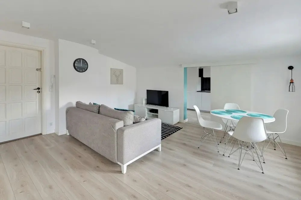 Veranda by Grand Apartments