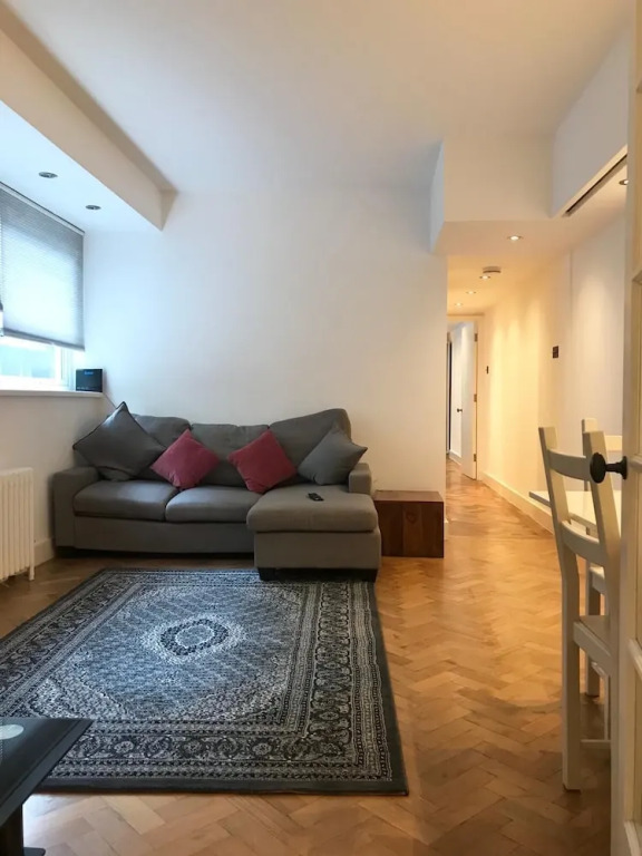 Clarendon Place Apartment