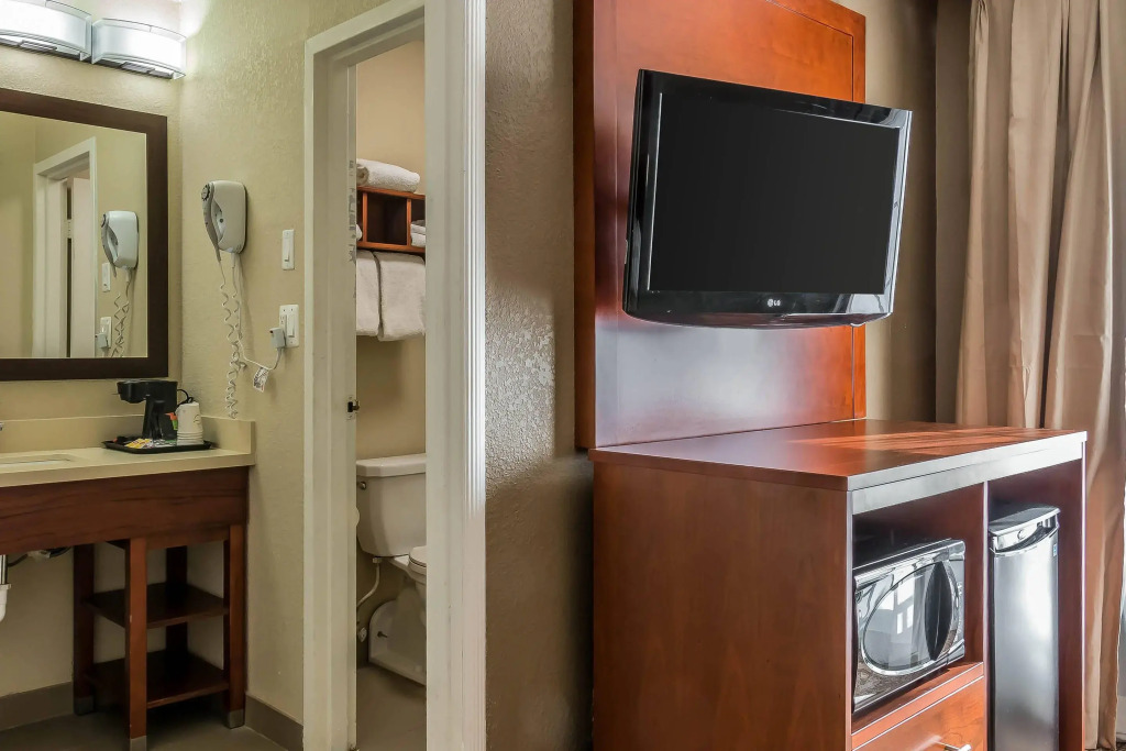 Comfort Inn Savannah Midtown